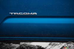 2016 Toyota Tacoma V6 TRD model badge