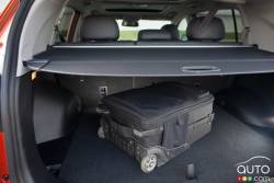 Cargo area with cargo cover