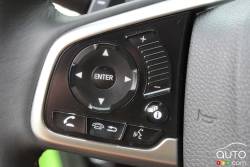 2017 Honda Civic Coupe steering wheel mounted audio controls