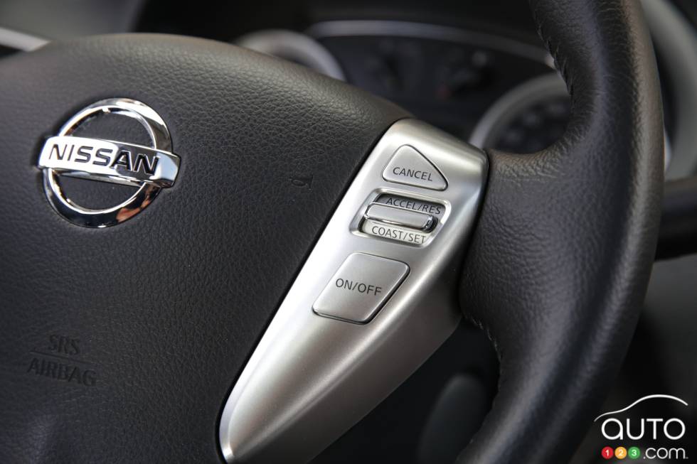 boutons de commandes au volant