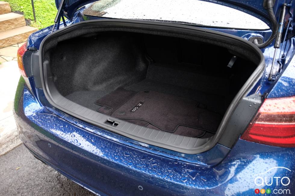 We drive the 2020 Infiniti Q50