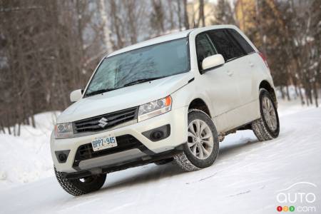2013 Suzuki Grand Vitara photo gallery