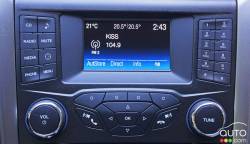 2017 Ford Fusion Hybrid infotainement controls