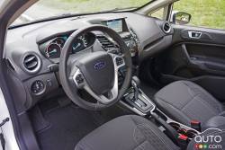Habitacle du conducteur de la Ford Fiesta 2016