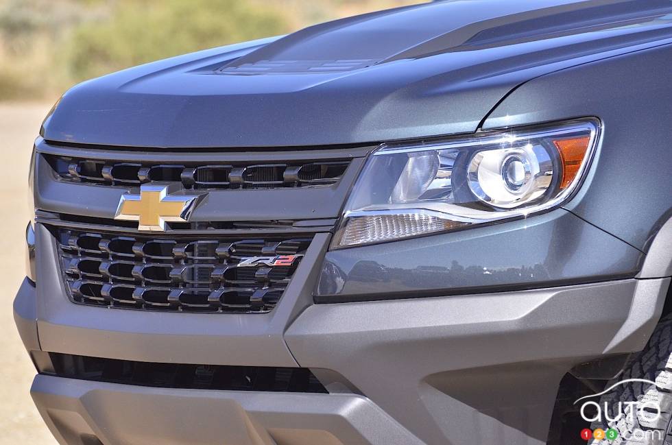 Front headlight and bumper