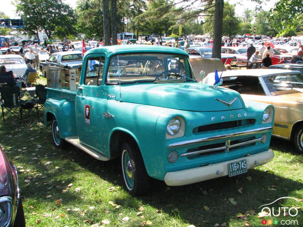 Les Belles Autos d'hier 2006