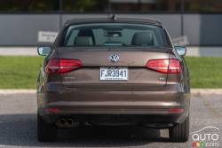 Vue arrière de la Volkswagen Jetta TDI 2015