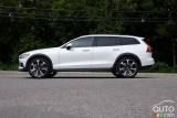 2019 Volvo V60 Cross Country pictures