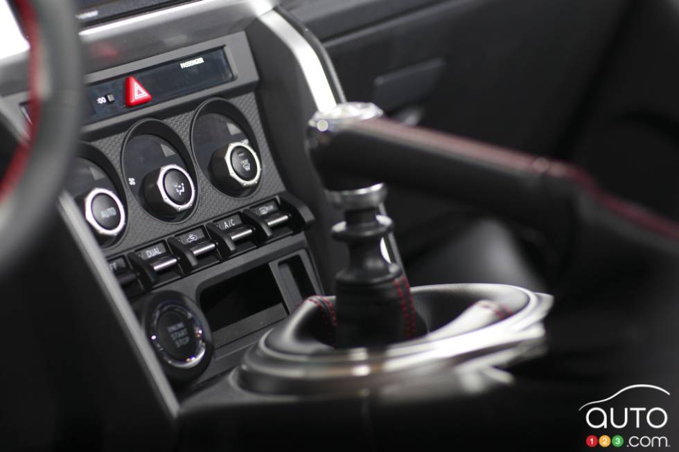 Console et bloc central