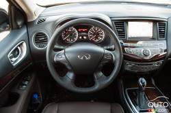 2016 Infiniti QX 60 steering wheel