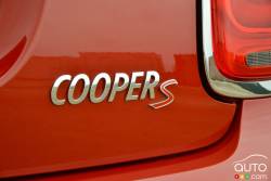 Cooper S emblem