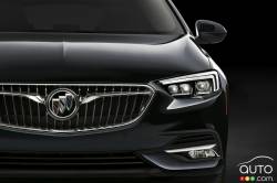 Front of the 2018 Buick Regal Sportback