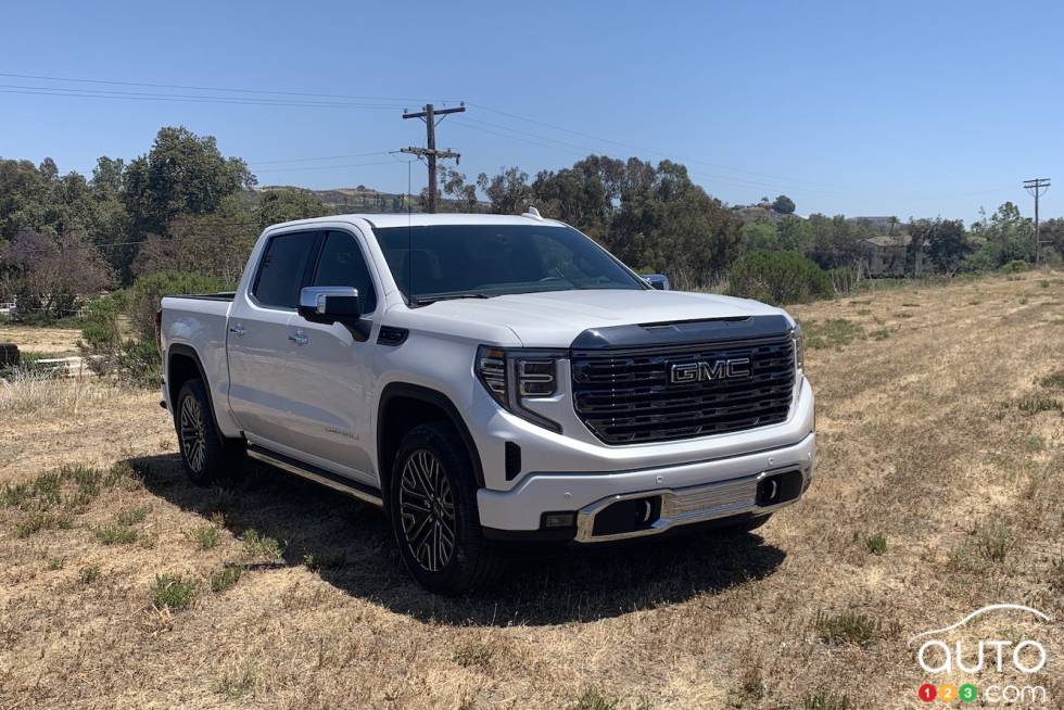 Nous conduisons les GMC Sierra Denali Ultimate et AT4X 2023