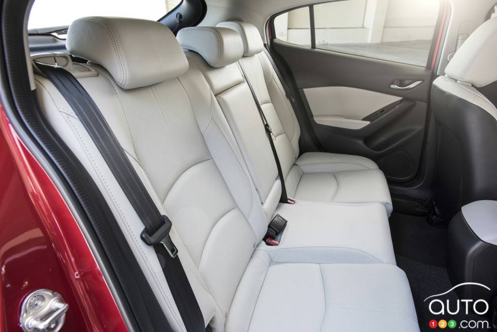 Banquette arrière de la Mazda3 2017