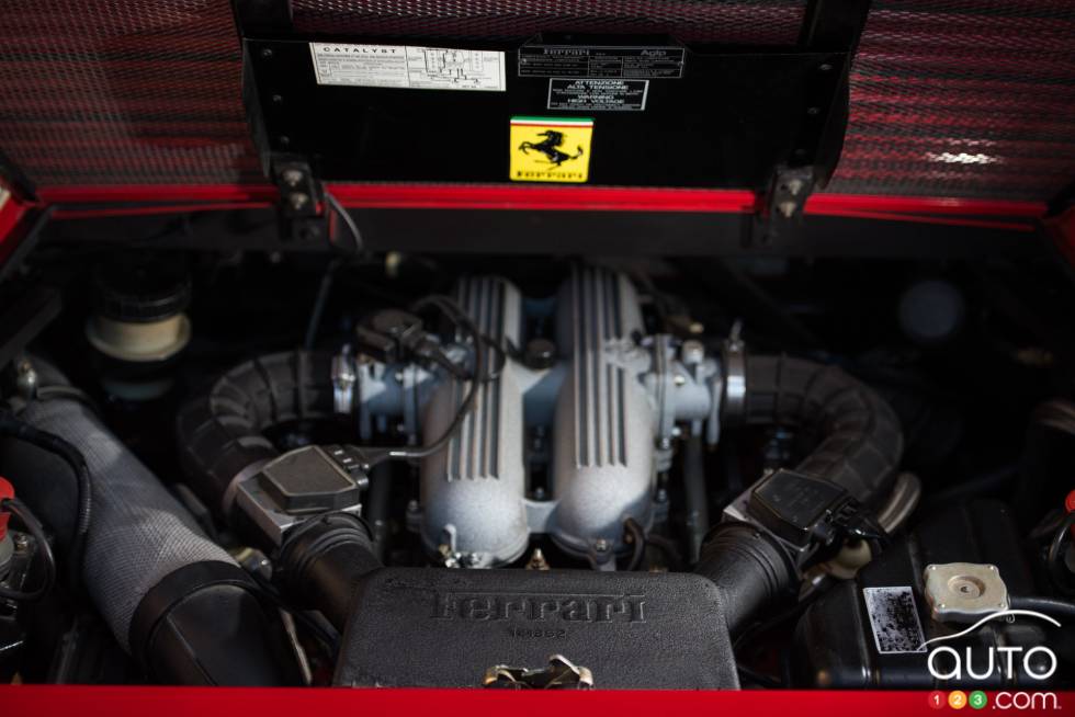 Moteur de la Ferrari Mondial T 1989