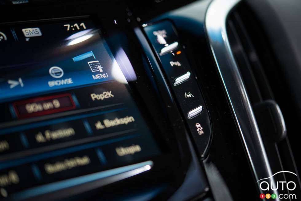 2016 Cadillac Escalade interior details