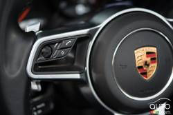 2017 Porsche 718 Boxster steering wheel mounted audio controls