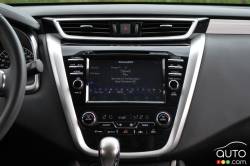 2015 Nissan Murano SL AWD infotainement display