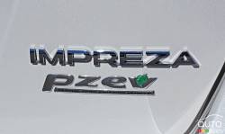 Écusson du modèle de la Subaru Impreza 5 portes touring 2016