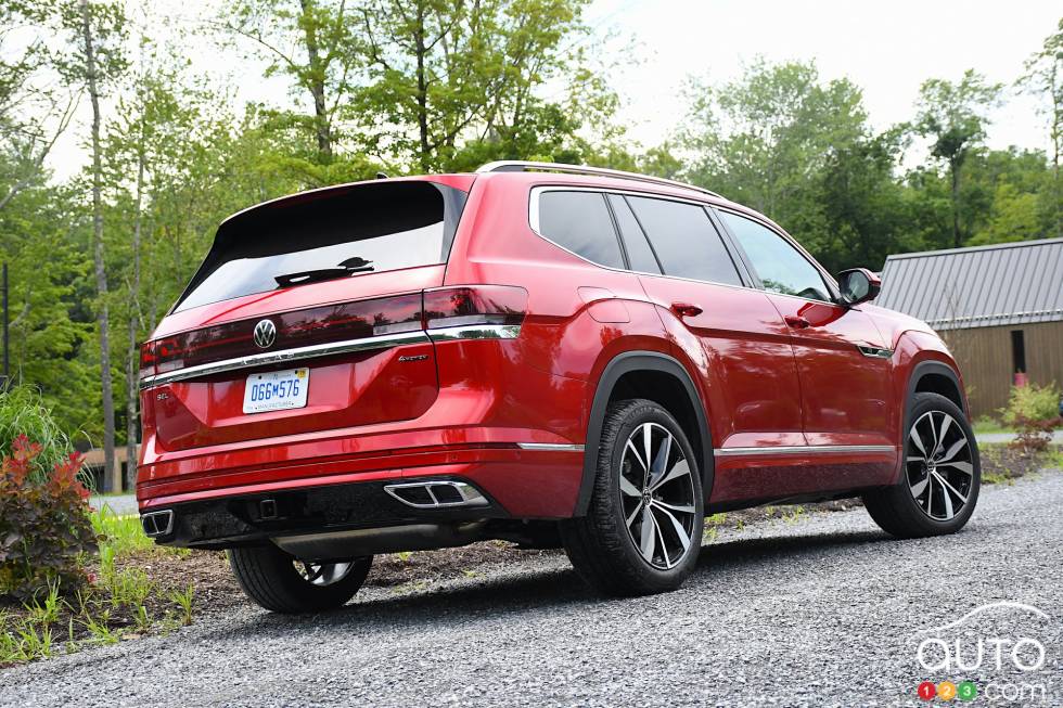 We drive the 2024 Volkswagen Atlas