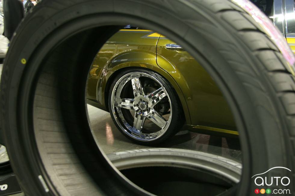 Montreal National Sport Compact 2006