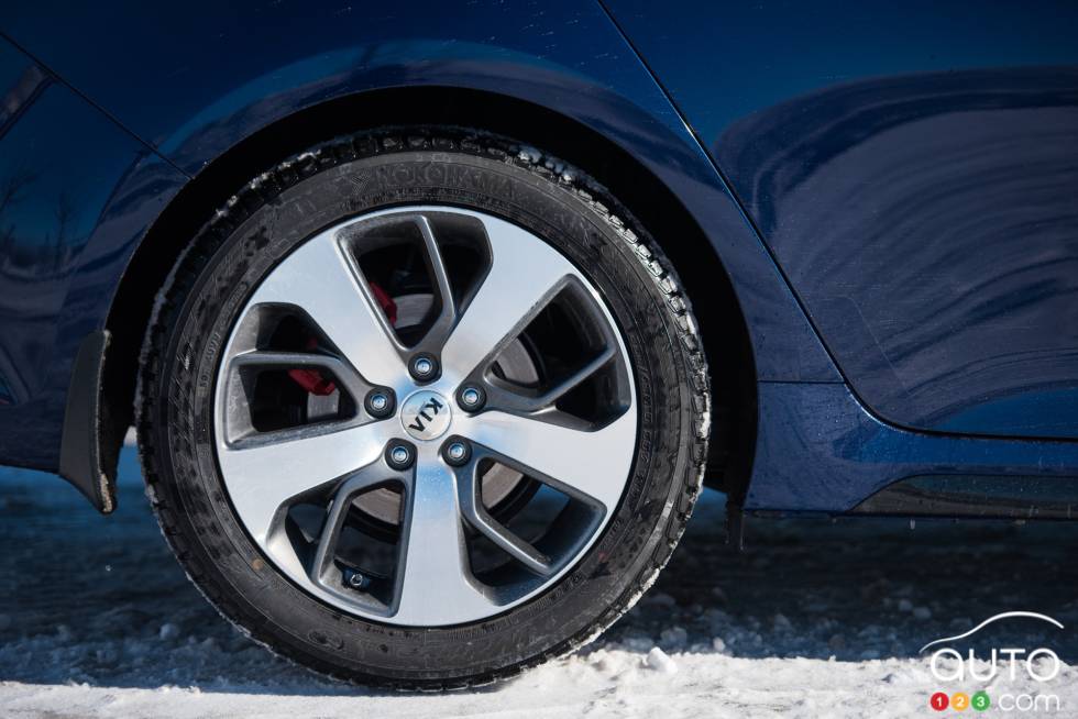 2016 Kia Optima SXL wheel