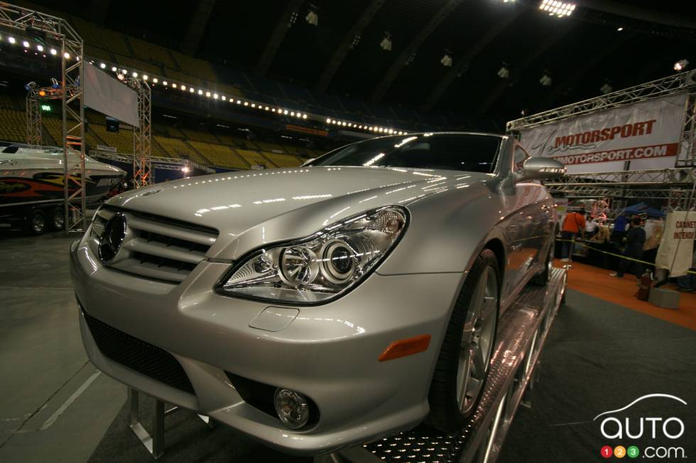 Montreal National Sport Compact 2006