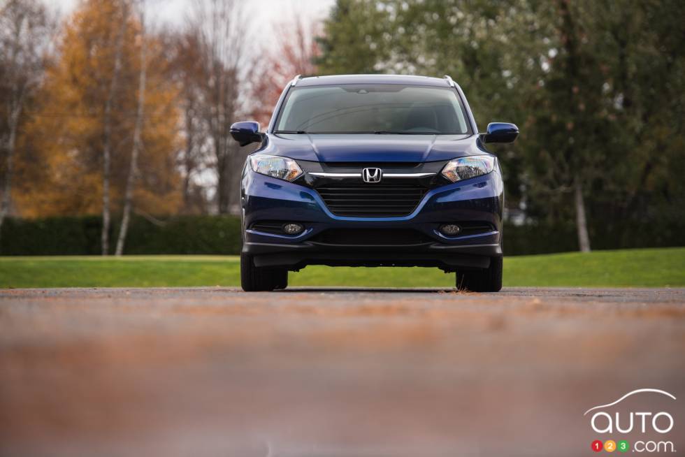 Vue de face de la Honda HR-V EX-L Navi 2016