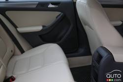 rear seats' passenger legroom