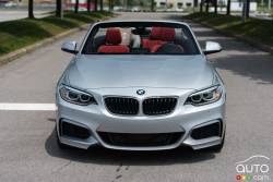 2015 BMW 228i xDrive Cabriolet front view