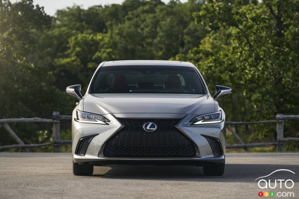 Voici la Lexus ES 2021