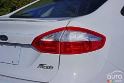 2016 Ford Fiesta tail light