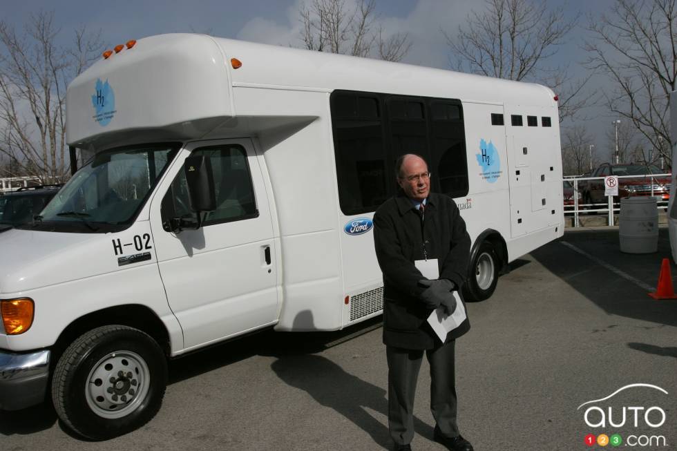 Ford E-450 2007