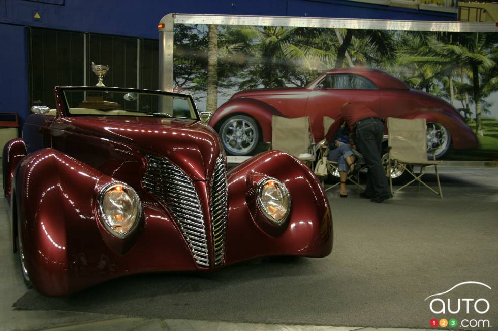 Montreal National Sport Compact 2006