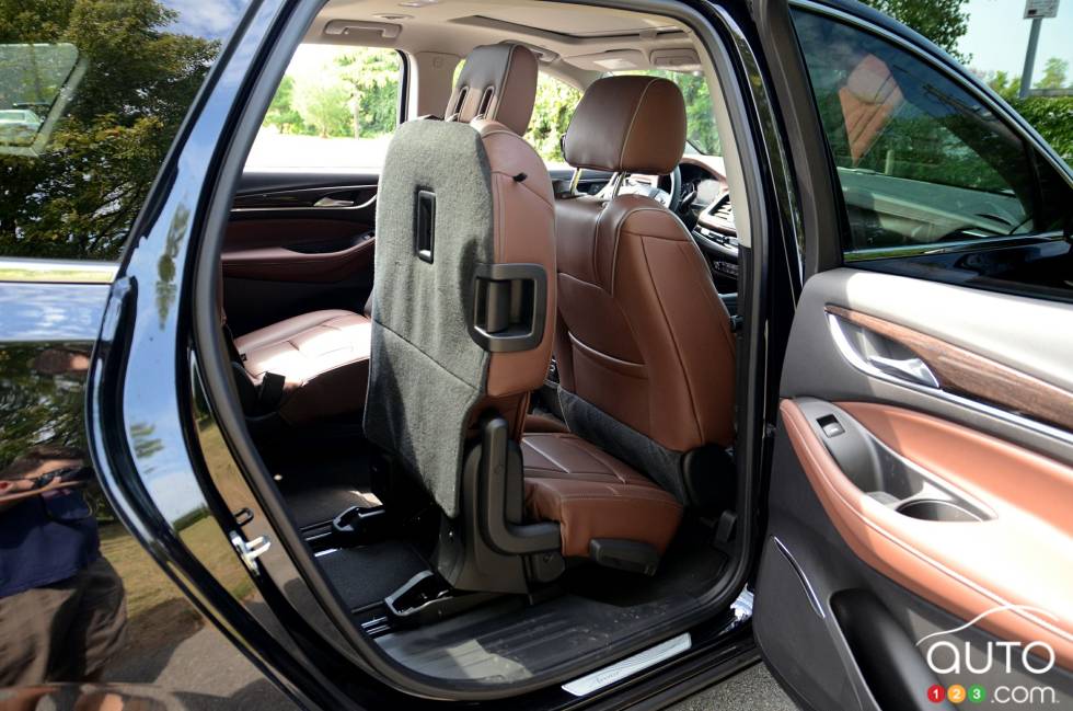 2018 Buick Enclave Avenir The Most Comfortable Trio Auto123