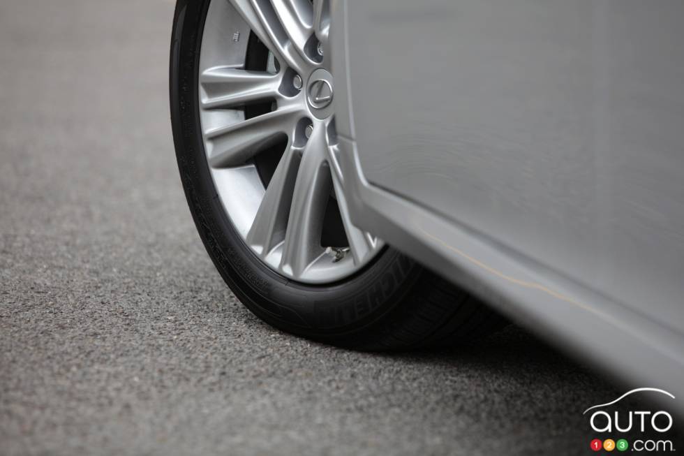 Low-profile tires