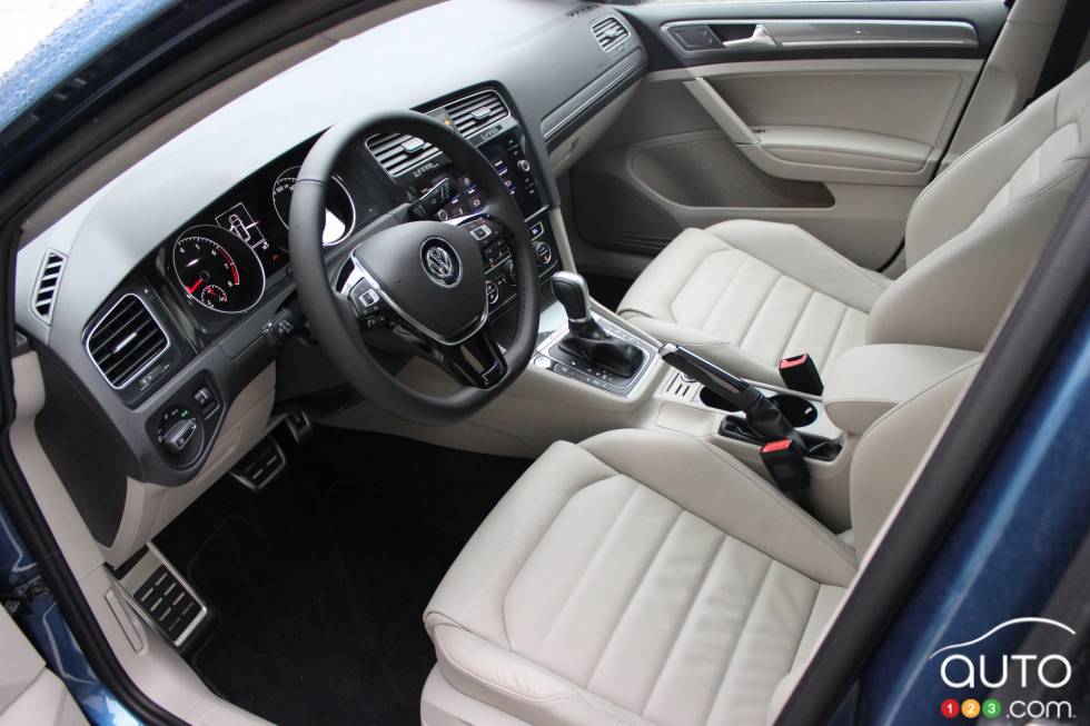 Front seats and dashboard