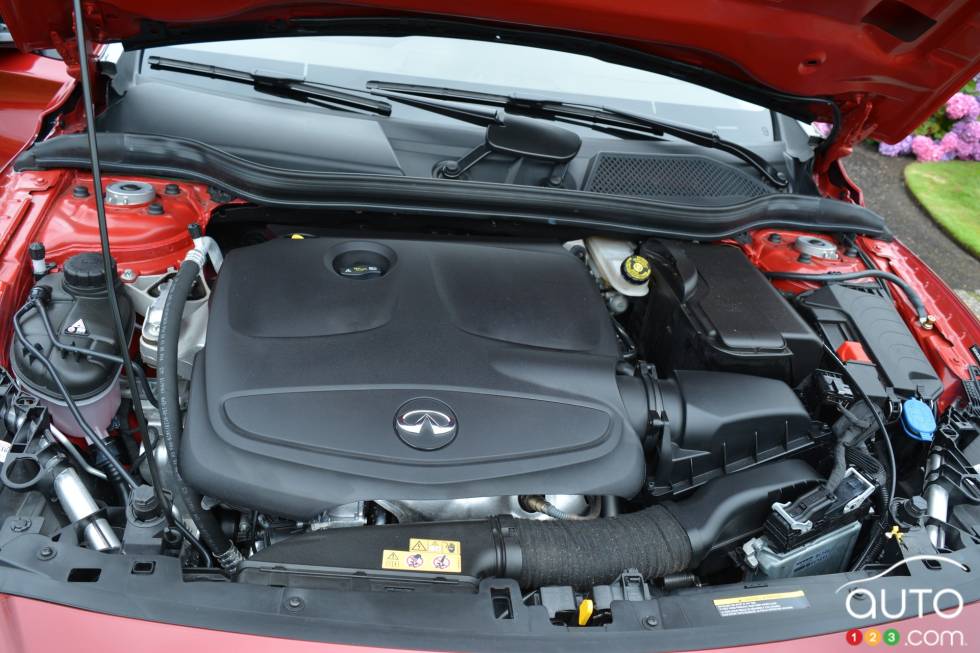 Moteur de l'Infiniti QX30 2017