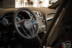 Bentley Bentayga steering wheel