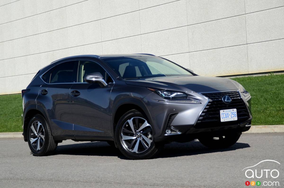 Review Of The 18 Lexus Nx 300 Suv Car Reviews Auto123
