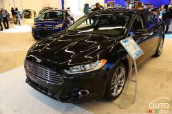 Ford Fusion 2013.