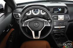 Volant de la Mercedes-Benz E400 Cabriolet 2016