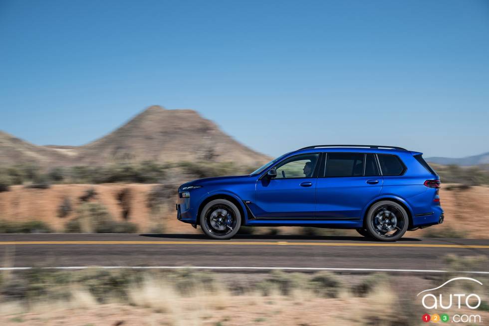 Introducing the 2023 BMW X7