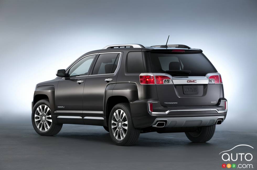 2016 GMC Terrain Denali 3/4 rear