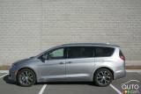 2017 Chrysler Pacifica pictures
