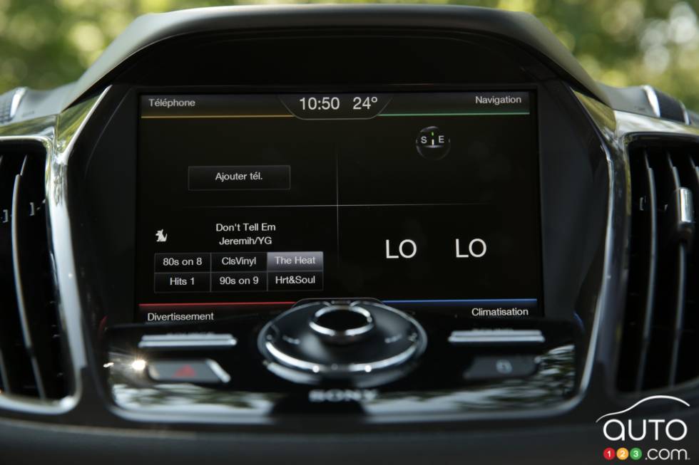 infotainement display