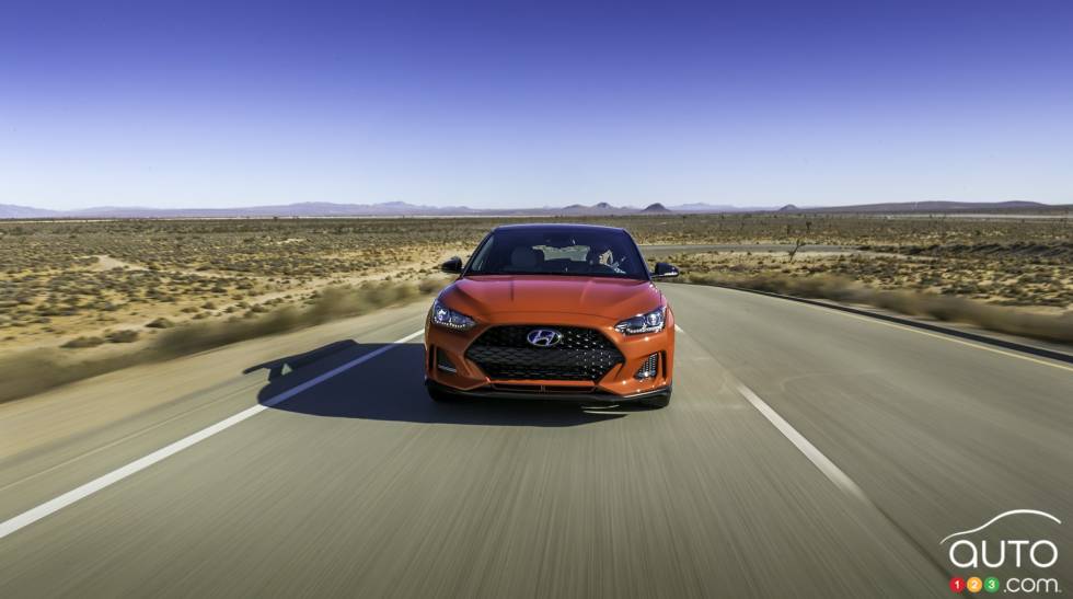 Vue avant de la Veloster Turbo 2019
