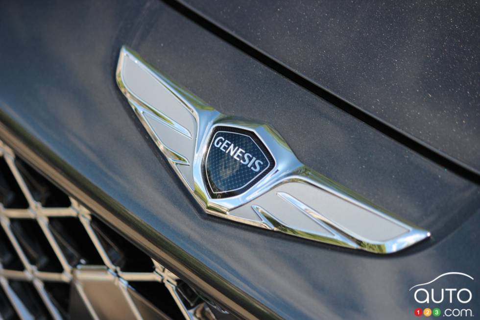 We drive the 2020 Genesis G90