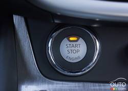 2016 Nissan Murano Platinum start and stop engine button
