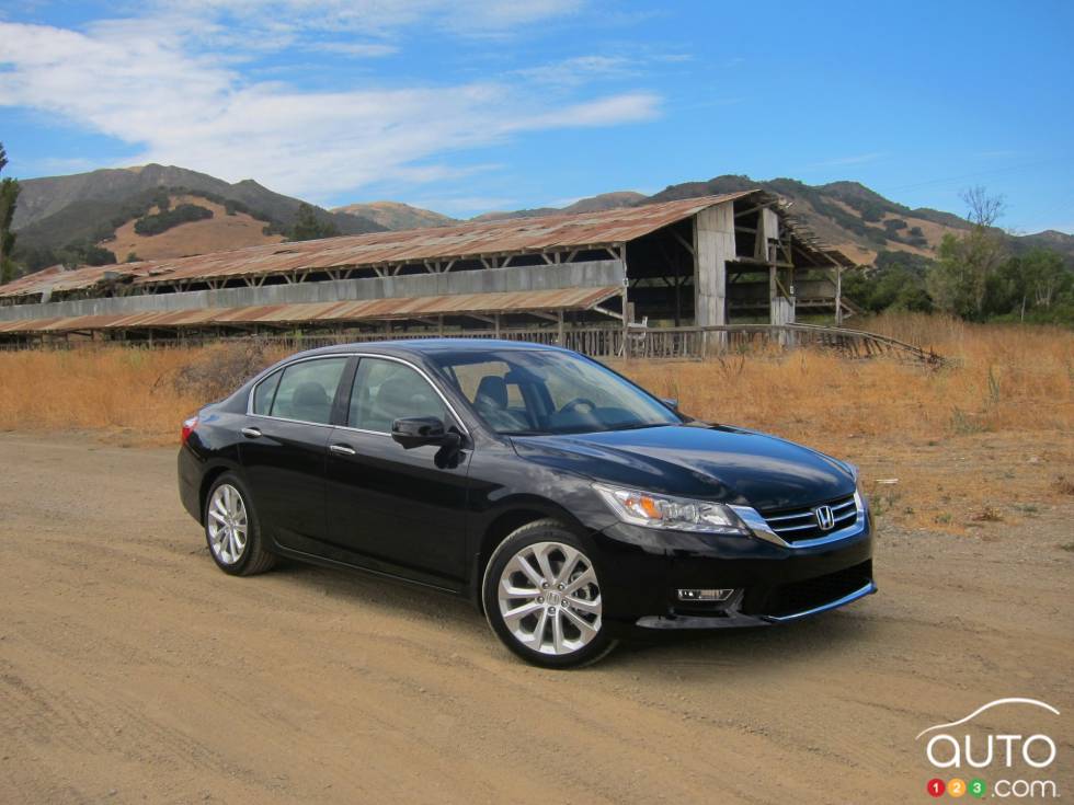 Right front 3/4 view